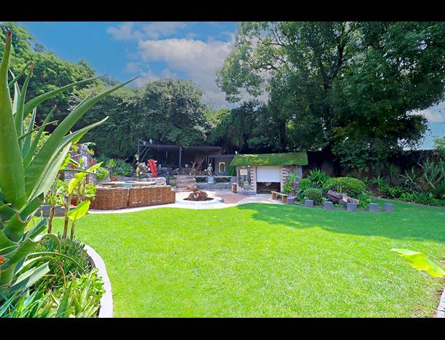5 BEDROOM FREEHOLD FOR SALE IN LINKSFIELD
